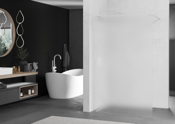 Valkoiset kylpyhuonehyllyt