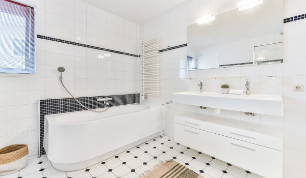 Kuinka valita kylpyammeen kehys?