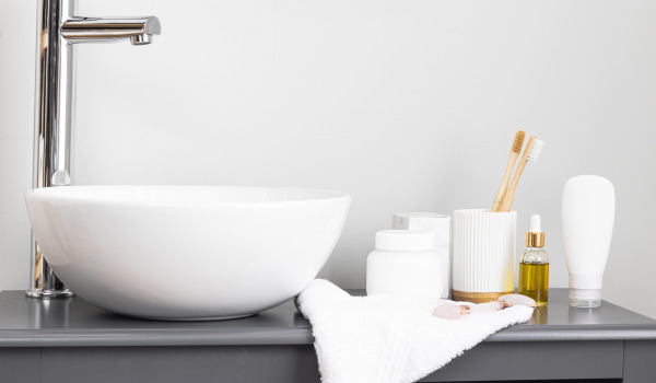 Korkea vai klassinen? Korkeat pesuallashanat.