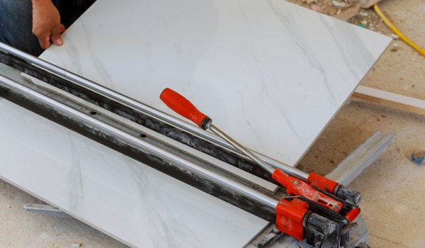 Kuinka leikata laattoja oikein?