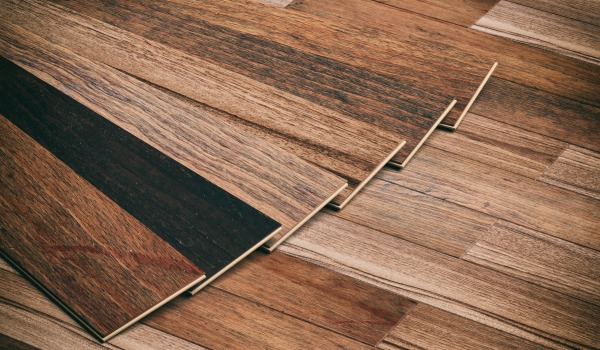 Mitkä ovat vinyylilattioiden kulutuskestävyysluokat?