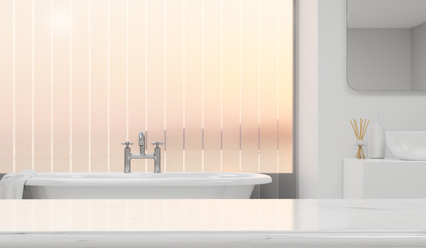 Mikä kylpyamme sopii parhaiten suihkuverhon kanssa?