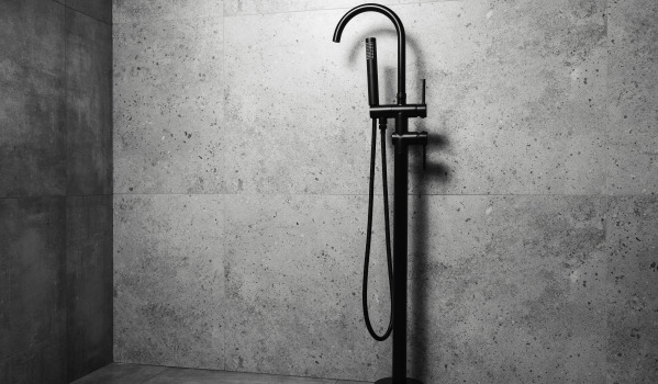 Kuinka valita kylpyamme-suihkuhana?