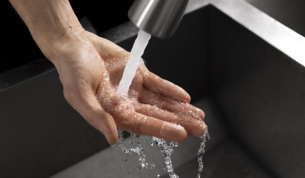 Kuinka korjata vuotava hana?