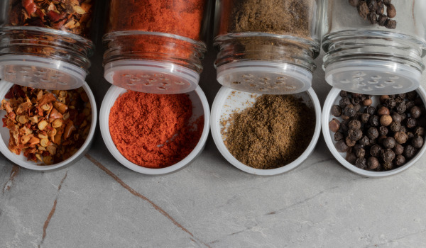 Kuinka säilyttää mausteet?