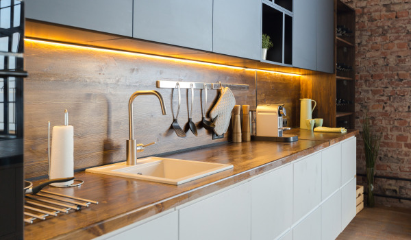 Päällinen vai upotettava pesuallas? Erot ja vinkit