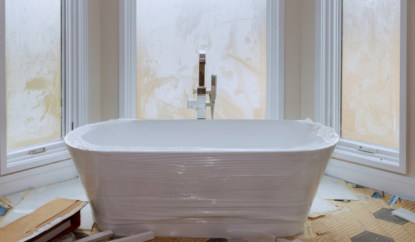 Kuinka kytkeä vapaasti seisova kylpyamme?