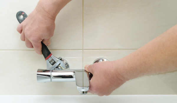 Kuinka asentaa sisäänrakennettu kylpyammejärjestelmä?