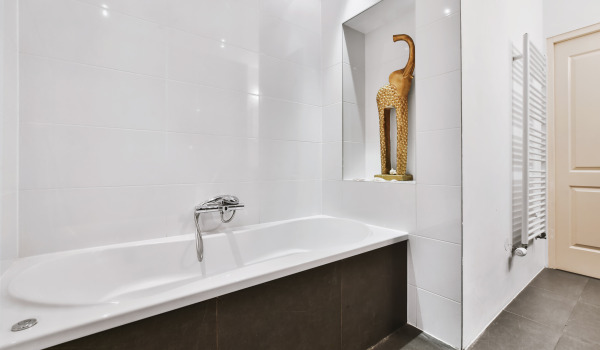 Kuinka rakentaa suorakulmainen kylpyamme?