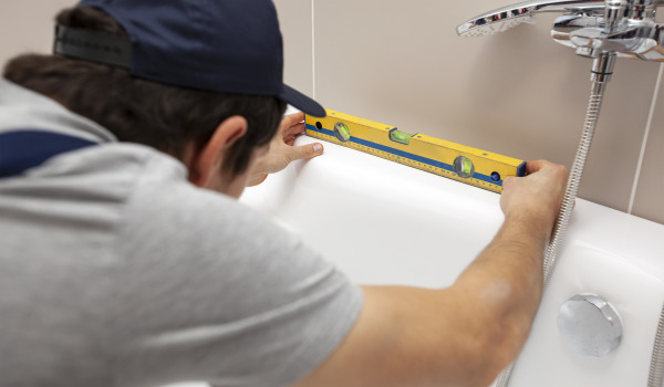 Kuinka valita suorakulmaisen kylpyammeen korkeus?